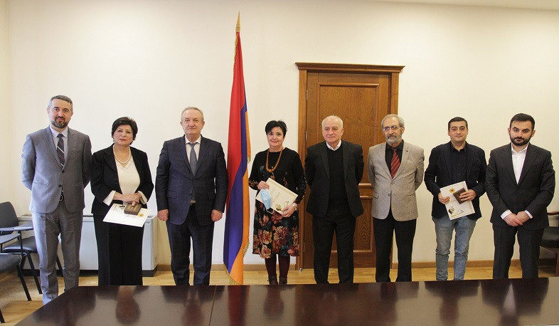 Հանրային հեռուստաընկերությունը մտածողություն է ձևավորում. Վահրամ Դումանյան