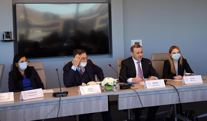 Təhlükəsizlik Şurasının katibi ABŞ-ın ekspert icmasının nümayəndələri ilə geniş spektrli məsələləri müzakirə edib