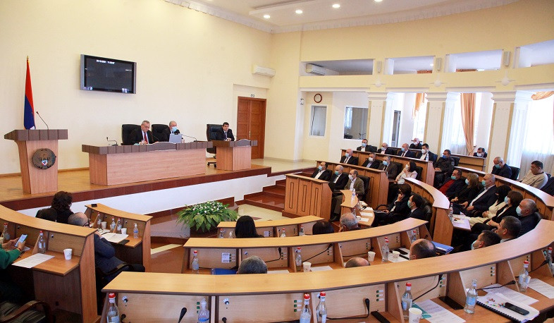 Arayik Harutyunyan bir qrup hadrutlularla görüşüb