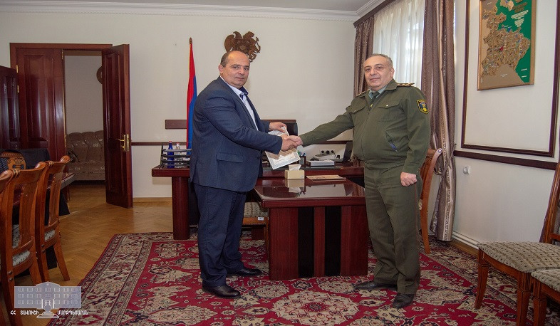 Տավուշի մարզպետը պարգևատրվել է ՊՆ պատվոգրով