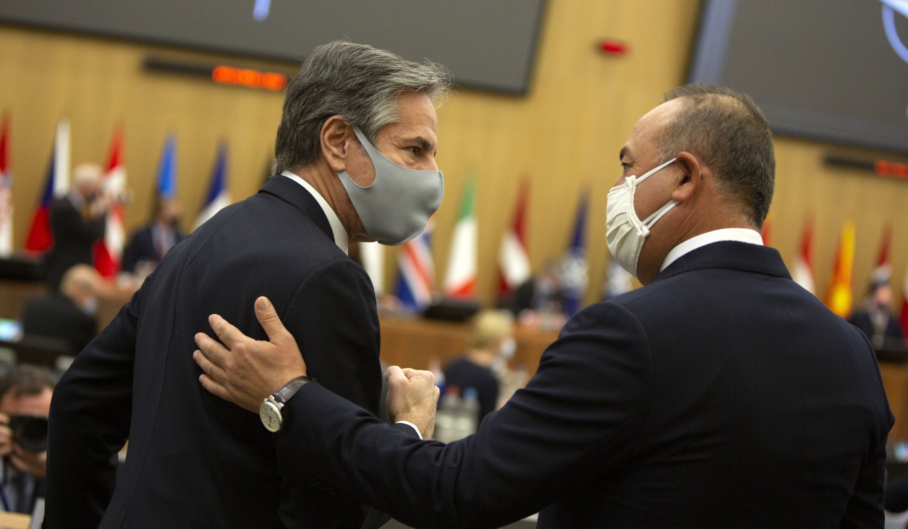 Çavuşoğlu Blinkenlə Qafqazda baş verənləri müzakirə edib