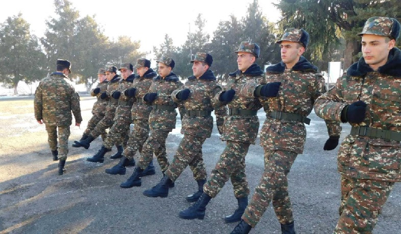 Մարտական պատրաստության պարապմունքներ նորակոչիկների հետ