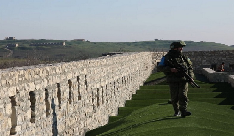 Российские миротворцы в Рождество Христово обеспечили безопасный въезд в Нагорный Карабах более 5 тыс. машин с паломниками из России и Армении