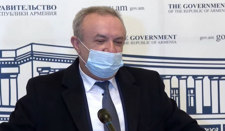 Այս պահին որևէ միտում չկա. Դումանյանը՝ դպրոցներում կորոնավիրուսով պայմանավորված սահմանափակումների մասին