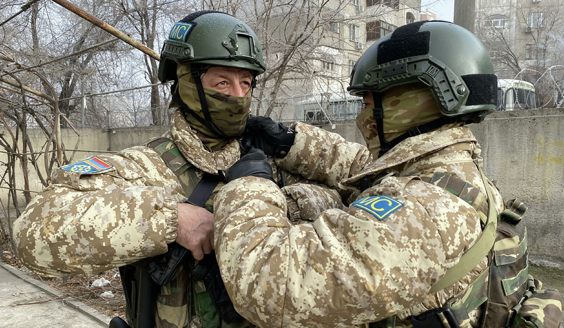 Министры обороны ОДКБ подписали решение о выводе миротворцев из Казахстана