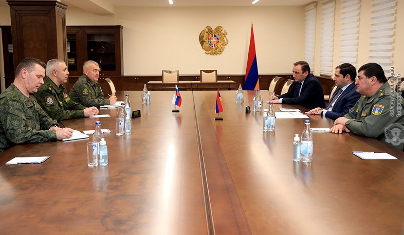 Suren Papikyan receives newly appointed commander of Russian peacekeeping contingent in Artsakh