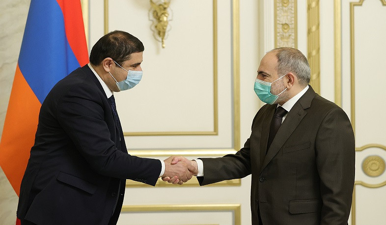 Ամեն ջանք կգործադրենք Գյումրիում աղետալի երկրաշարժի հետքերը վերացնելու համար. վարչապետն ընդունել է Գյումրու նորընտիր քաղաքապետին