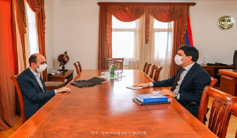 Artak Beglaryan and Yeghishe Kirakosyan discussed number of international legal issues in Artsakh