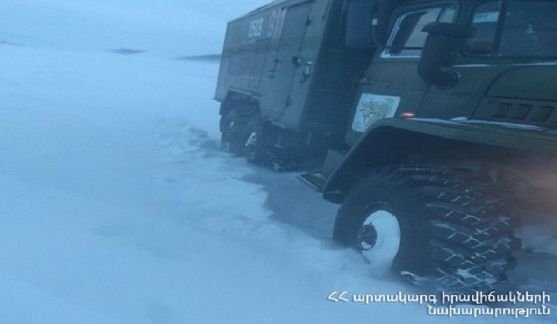 Փրկարարներն արգելափակումից դուրս են բերել 9 բեռնատար