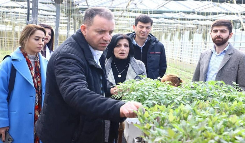Վահան Քերոբյանն այցելել է Արարատի մարզում գործող Բանջարաբոստանային և տեխնիկական մշակաբույսերի գիտական կենտրոն