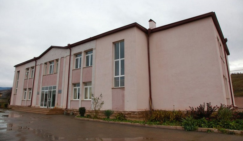 Արցախի Սոս համայնքի դպրոցը կառուցվել է «Հայաստան» հիմնադրամի ԱՄՆ տեղական մարմնի համաֆինանսավորմամբ