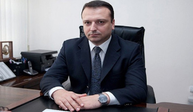 Էմիլ Տարասյանն ազատվել է Հանրապետության նախագահի աշխատակազմի ղեկավարի պաշտոնից՝ համաձայն իր դիմումի