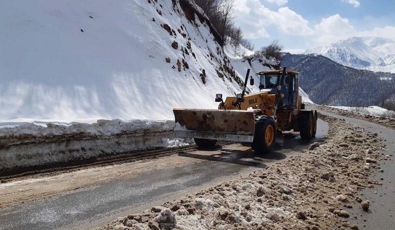 Ավտոճանապարհներին իրականացվում են մաքրման և աղ-ավազով մշակման աշխատանքներ