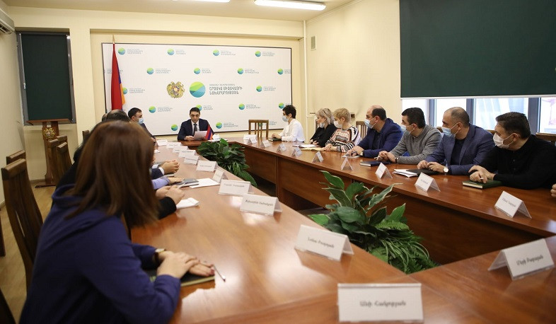 Հակոբ Սիմիդյանը ՇՄ նախարարության աշխատակազմին է ներկայացրել նախարարի նորանշանակ տեղակալին