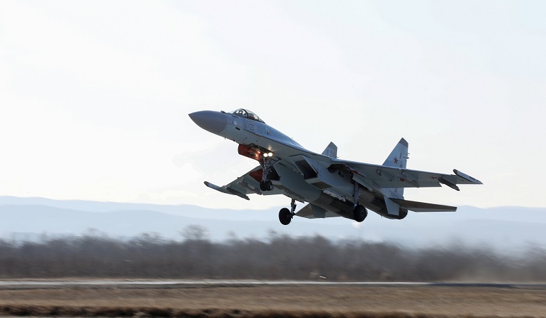 Crews of Su-35s of EMD, involved in inspection of reaction forces of Union State, continue to relocate to Belarusian airfields