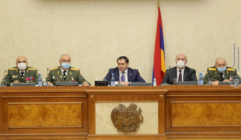 Սուրեն Պապիկյանի գլխավորությամբ կոլեգիայի նիստ՝ Պաշտպանության նախարարությունում. լուսանկարներ