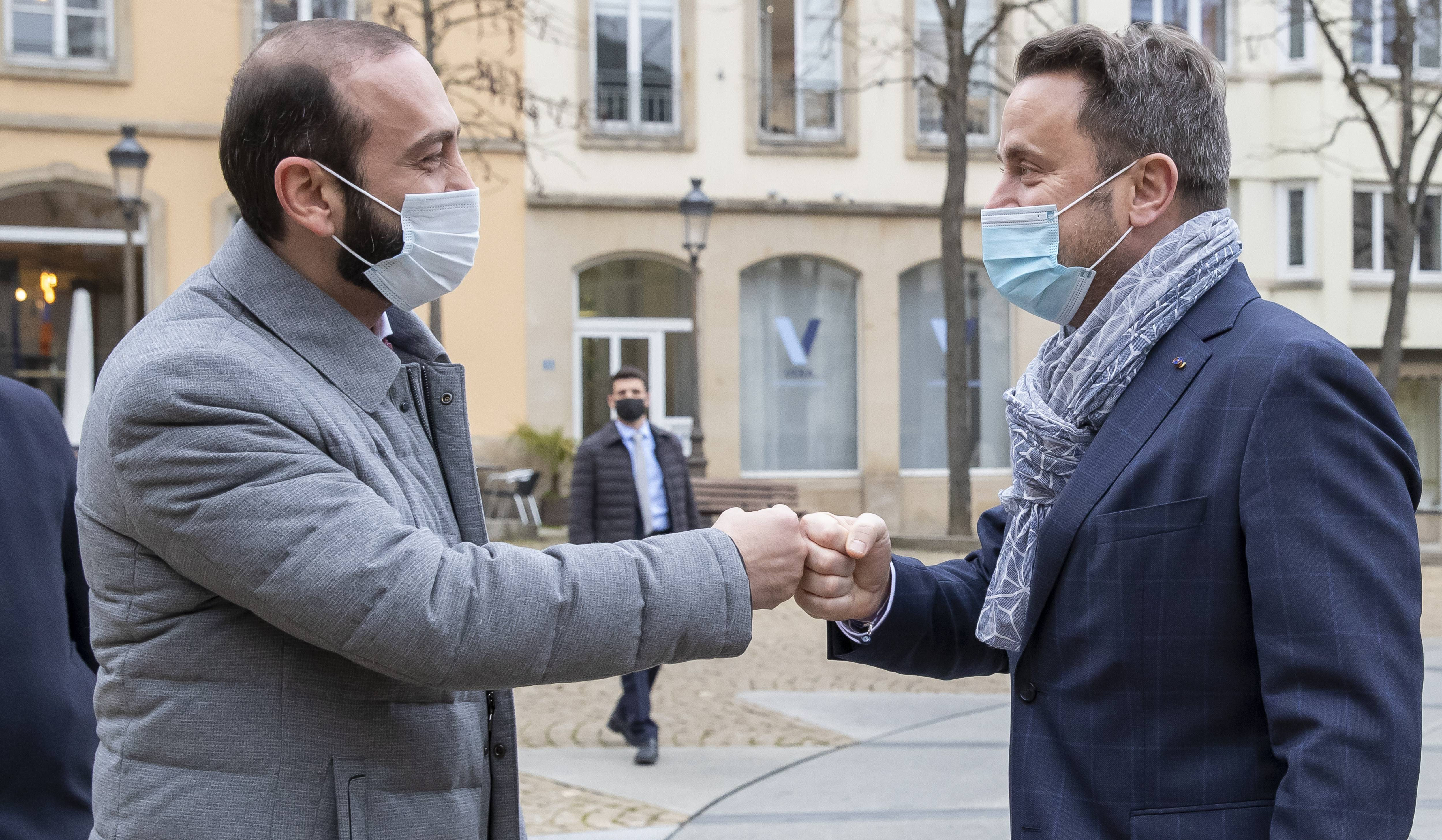 Meeting of Foreign Minister of Armenia with Prime Minister of Luxembourg