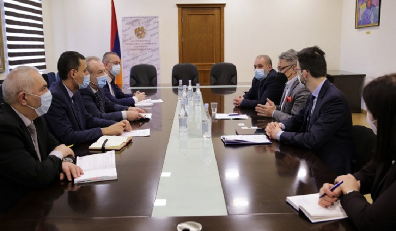 Վերջին երկու տարում «Կոնրադ Ադենաուեր» հիմնադրամի աջակցությամբ վերապատրաստվել է շուրջ 400 ուսուցիչ