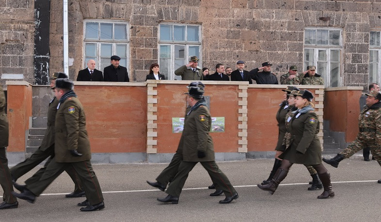 ՊՆ N զորամասում անցկացվել է տոնական շքերթ. լուսանկարներ