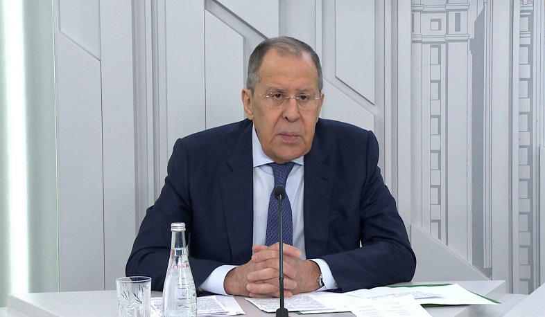 Lavrov invites Zelenskyy to Russia to have dialogue on settlement of relations