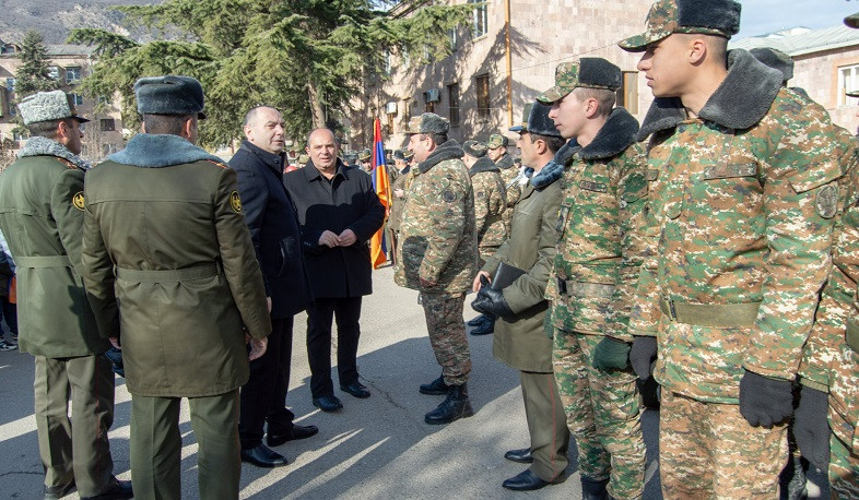 Իջևանում միջոցառումների շարքը սկսվել է դեպի Ազատամարտիկների հրապարակ հանդիսավոր երթով