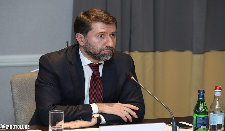 Սահմանադրությունն ունի տեքստային թերություններ, բացեր. Կարեն Անդրեասյան