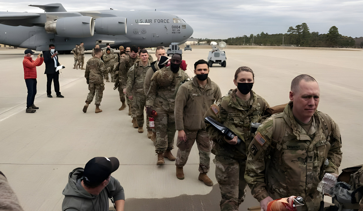 First U.S. reinforcement troops arrive in Poland, more expected