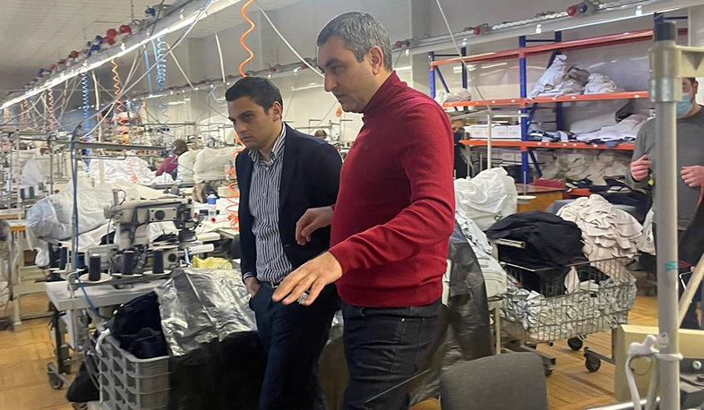 Տեքստիլ արդյունաբերության ծրագրի շրջանակներում ՀՀ էկոնոմիկայի նախարարի տեղակալն այցելել Է «Տոսպ» և «Մելանտե» գործարաններ