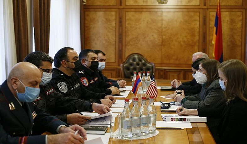 Начальник полиции Армении и посол США в Армении коснулись результатов патрульной службы