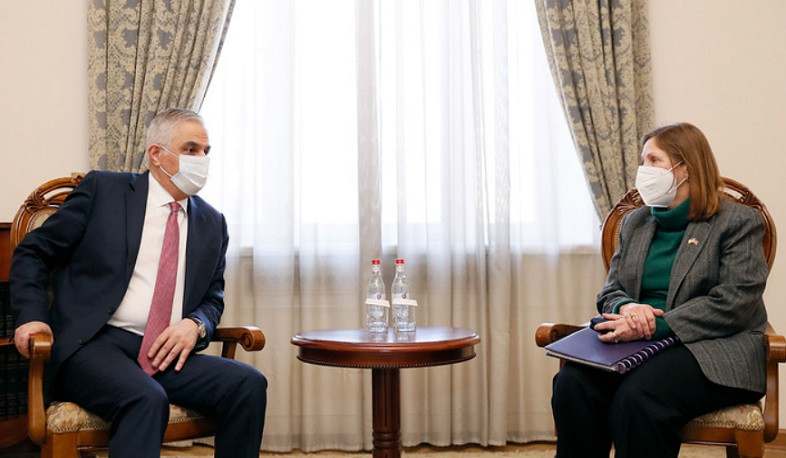 Մհեր Գրիգորյանը և Լին Թրեյսին կարևորել են տարածաշրջանում կայունության և խաղաղության հաստատմանն ուղղված ջանքերը