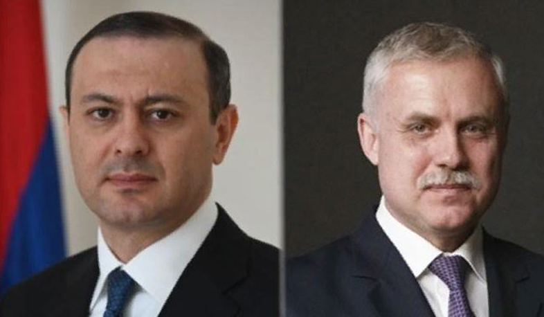 Արմեն Գրիգորյանը Ստանիսլավ Զասի հետ հեռախոսազրույցում քննարկել է հայ-ադրբեջանական սահմանին տիրող իրավիճակը