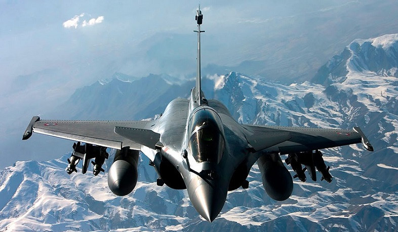 Indonesia signs deal for French Rafale war-planes