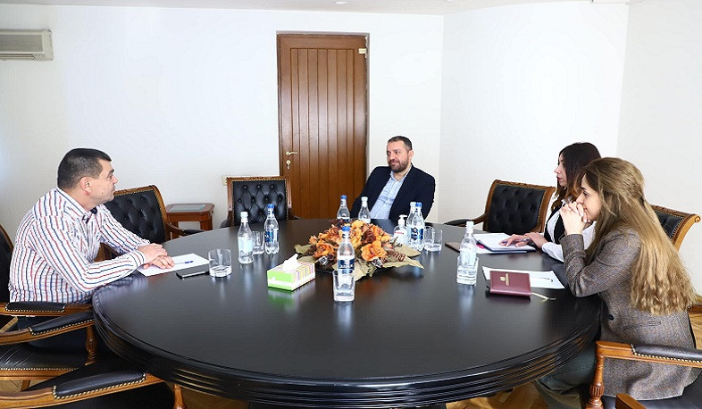 Շաբաթ առավոտը սկսվեց գործարարների հետ հանդիպումներով. Վահան Քերոբյան