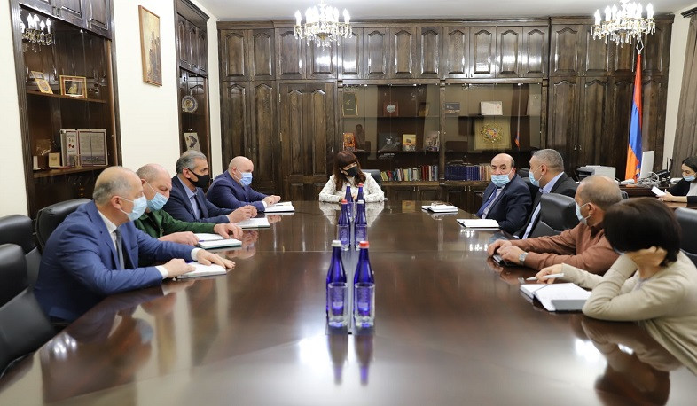 Շիրակի մարզում փլուզումների և վնասների մասին ահազանգեր չեն արձանագրվել. պատասխանատու կառույցների ղեկավարները՝ Նազելի Բաղդասարյանին