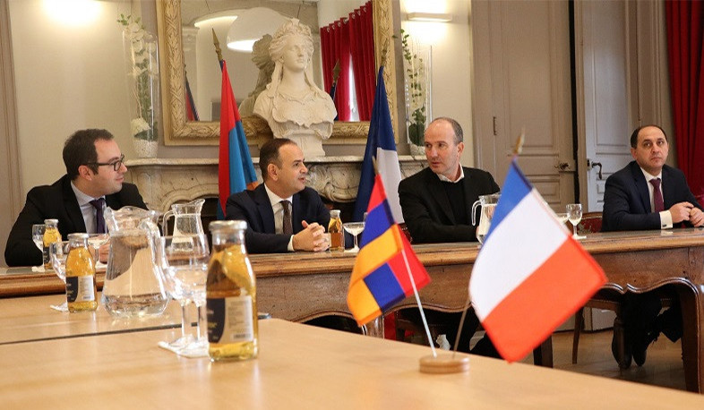Diaspora can help Armenia in more ways than just economically and philanthropically: Zareh Sinanyan in France