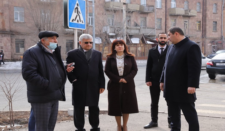 Քաղաքաշինության կոմիտեի մասնագետները Շիրակի մարզպետի և Գյումրու համայնքապետի ուղեկցությամբ շրջայց են կատարել քաղաքի վթարային շենքերում