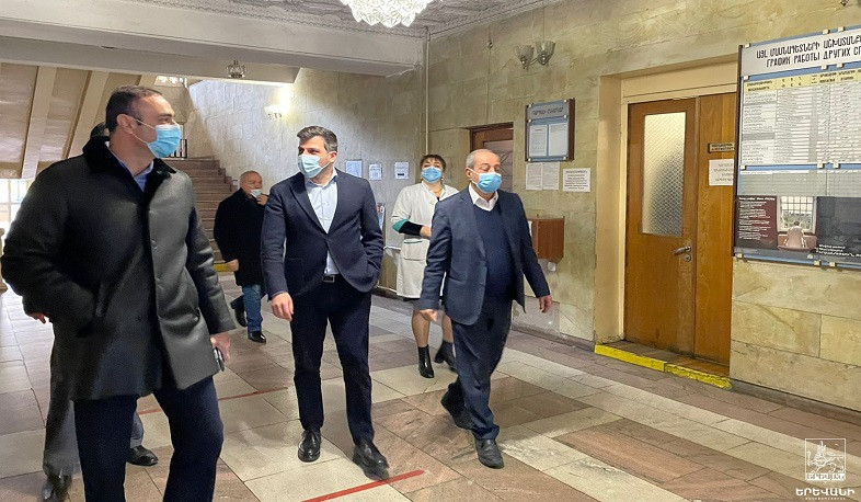 Երևանի փոխքաղաքապետ Գևորգ Սիմոնյանն այցելել է համայնքային բուժհաստատություններ