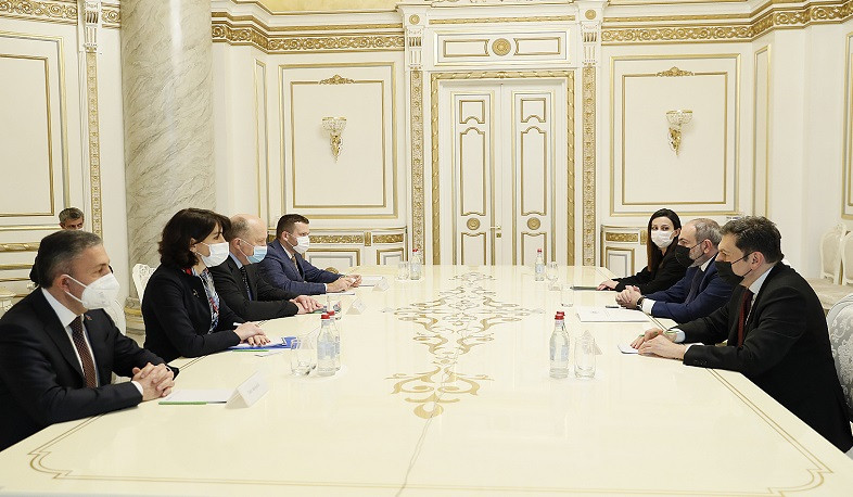 PM Pashinyan receives the delegation led by the Co-President of the Euronest Parliamentary Assembly Andrius Kubilius