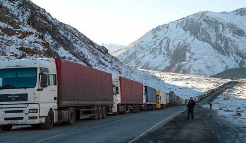 Լարսը բաց է բոլոր տրանսպորտային միջոցների համար