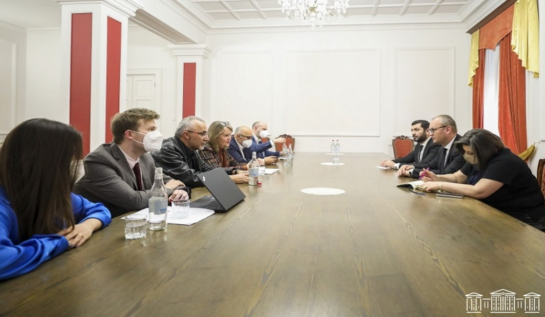Ռուստամ Բաքոյանը և Ալեքսեյ Սանդիկովը հանդիպել են Ազգային փոքրամասնությունների պաշտպանության մասին կոնվենցիայի խորհրդատվական կոմիտեի անդամների հետ