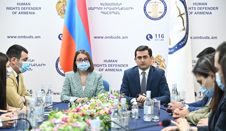 ՀՀ մարդու իրավունքների նորանշանակ պաշտպան Քրիստիննե Գրիգորյանը ծանոթացել է աշխատակազմի հետ