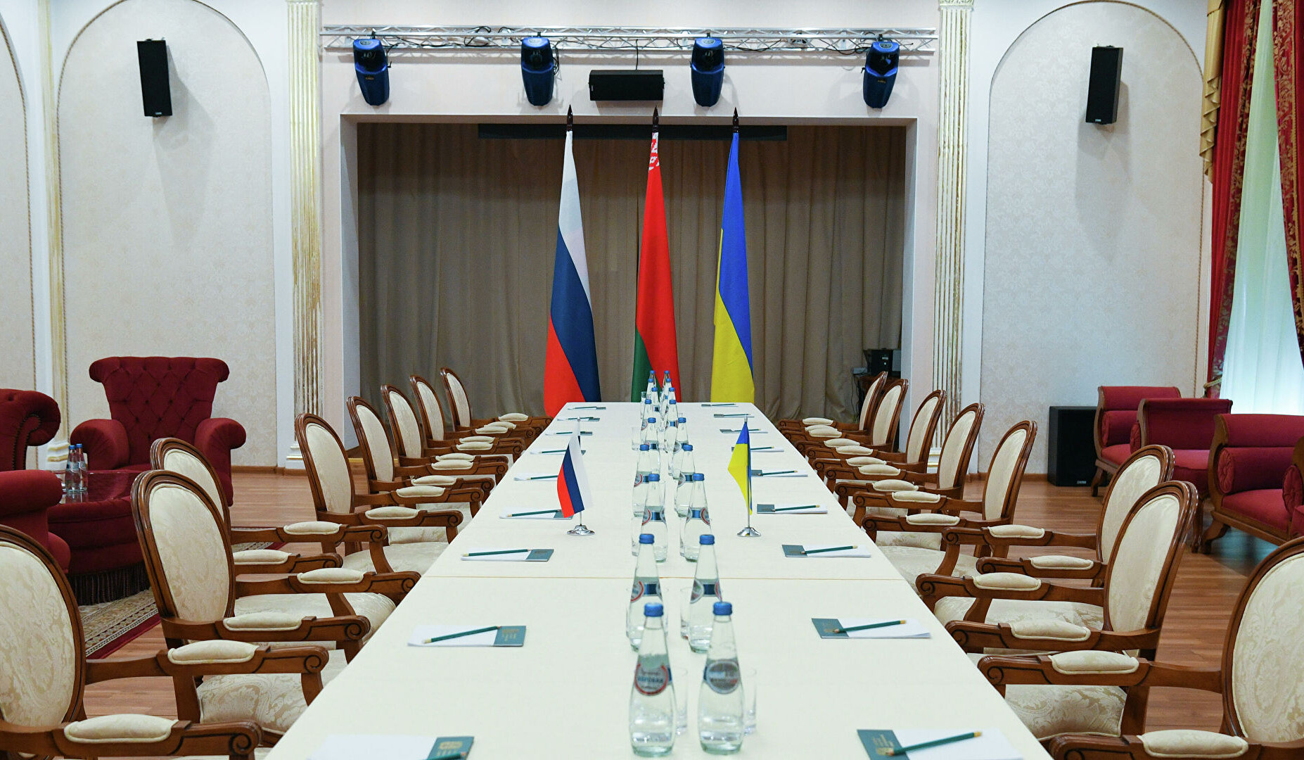 В Белоруссии стартовали переговоры между Россией и Украиной