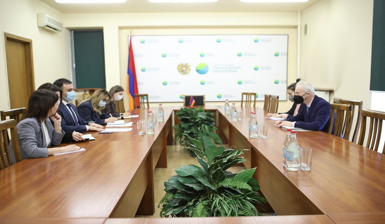 Պատրաստ ենք լայն համագործակցություն ծավալելու շրջակա միջավայրի կառավարման ոլորտում. ՇՄ փոխնախարարը՝ Ստեֆան Դիոնին