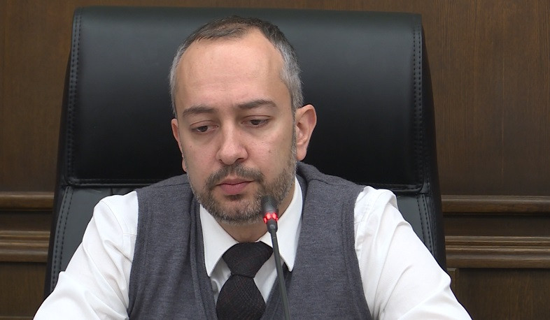 ՀՀ-ն խորապես մտահոգված է. Աղաջանյանը՝ ՌԴ-Ուկրաինա խնդրի մասին