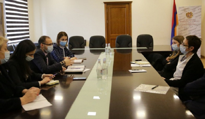 Issues of Armenian-French cooperation in field of cultural heritage protection discussed