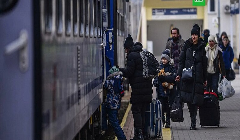 More than 830 thousand people left Ukraine: UN