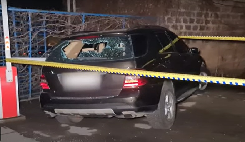 Մարտական վիճակի բերված նռնակով տղամարդը վնասազերծվել և ձերբակալվել է