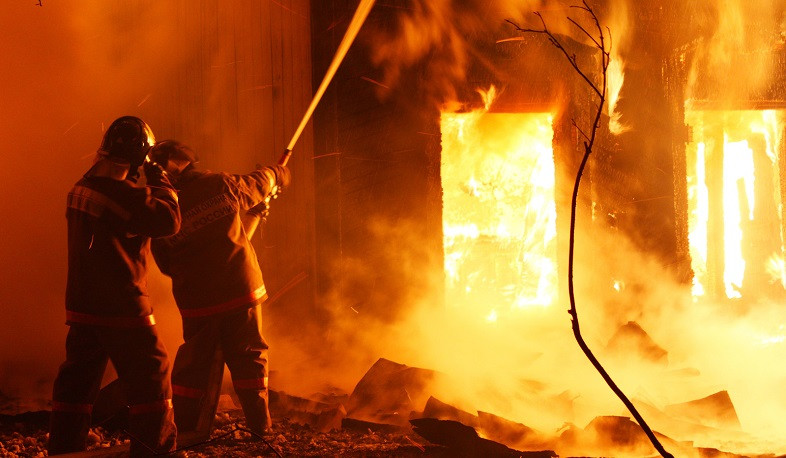 Սյունիքի Վարդավանք գյուղում այրվել է երկհարկանի տուն