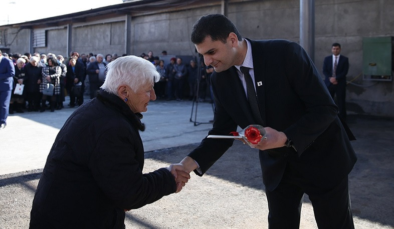 Երևանի քաղաքապետի շնորհակալագրեր՝ քաղաքի մաքրությունն ապահովող աշխատակցուհիներին