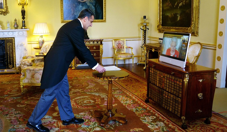 Դեսպան Վարուժան Ներսեսյանն իր հավատարմագրերն է հանձնել Եղիսաբեթ Երկրորդ թագուհուն